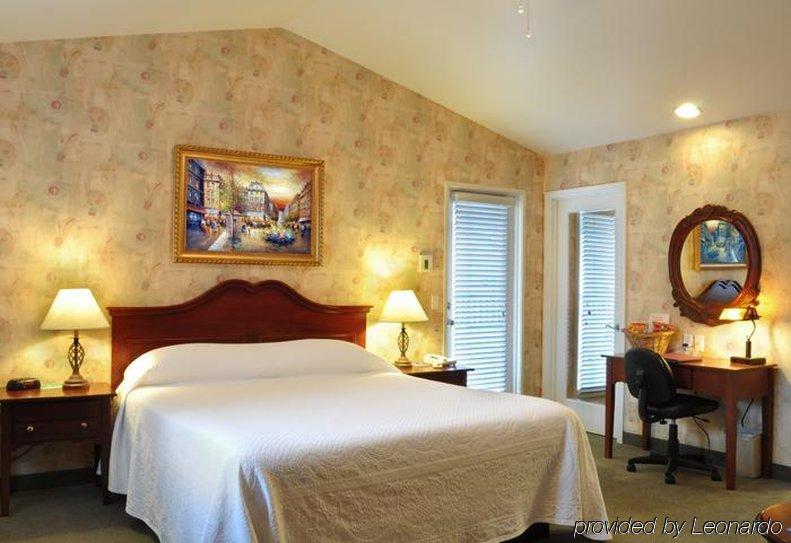 Grass Valley Courtyard Suites Номер фото