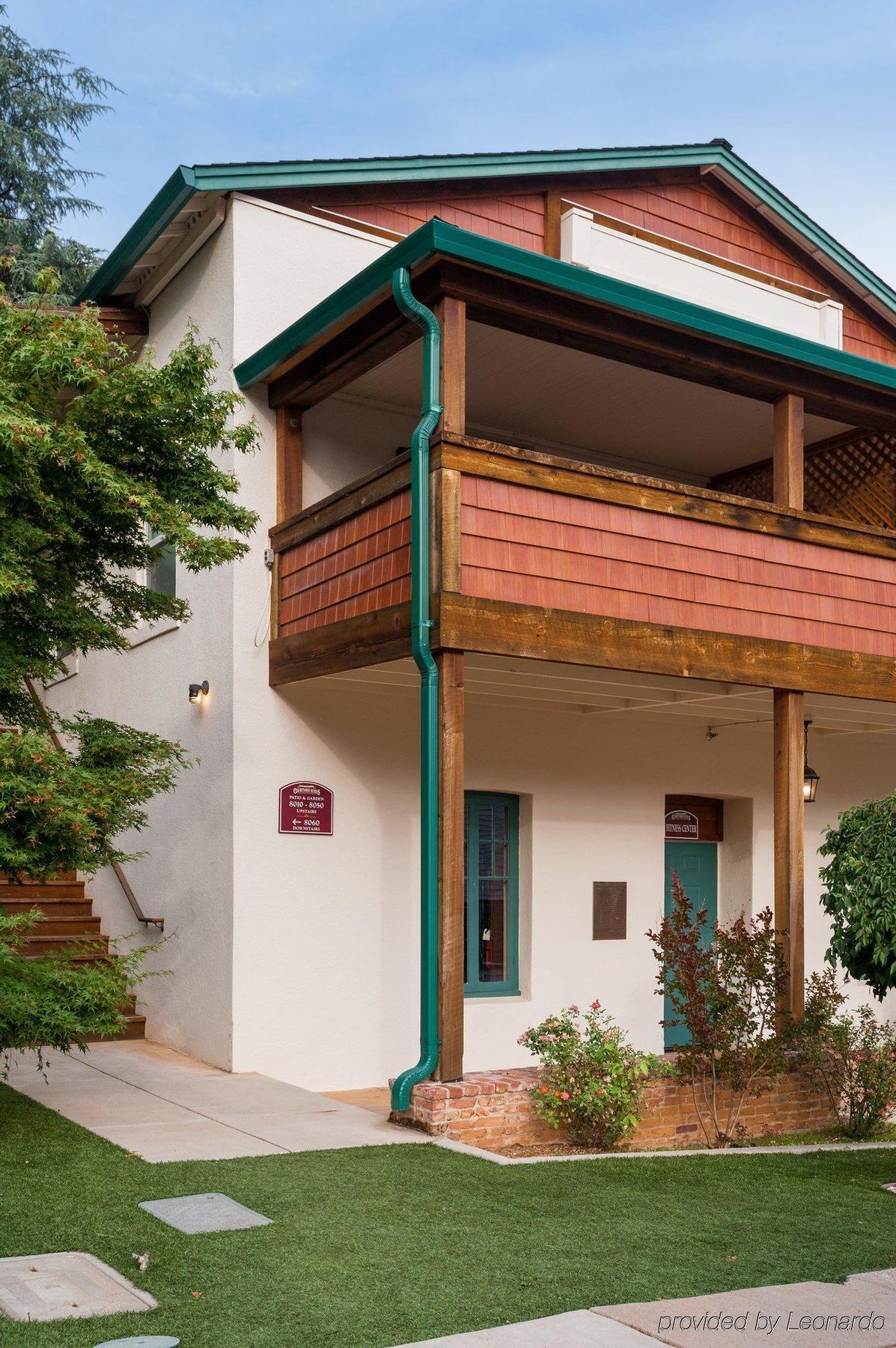Grass Valley Courtyard Suites Екстер'єр фото