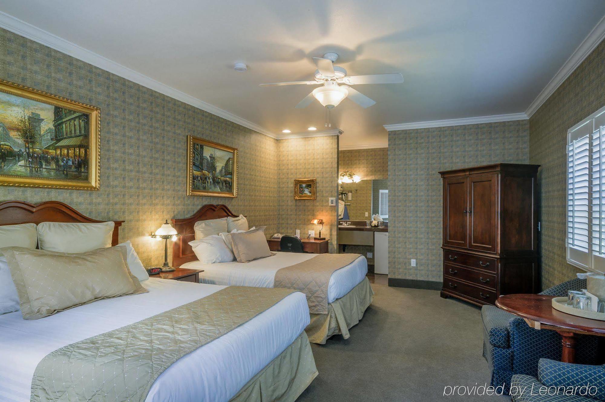 Grass Valley Courtyard Suites Екстер'єр фото
