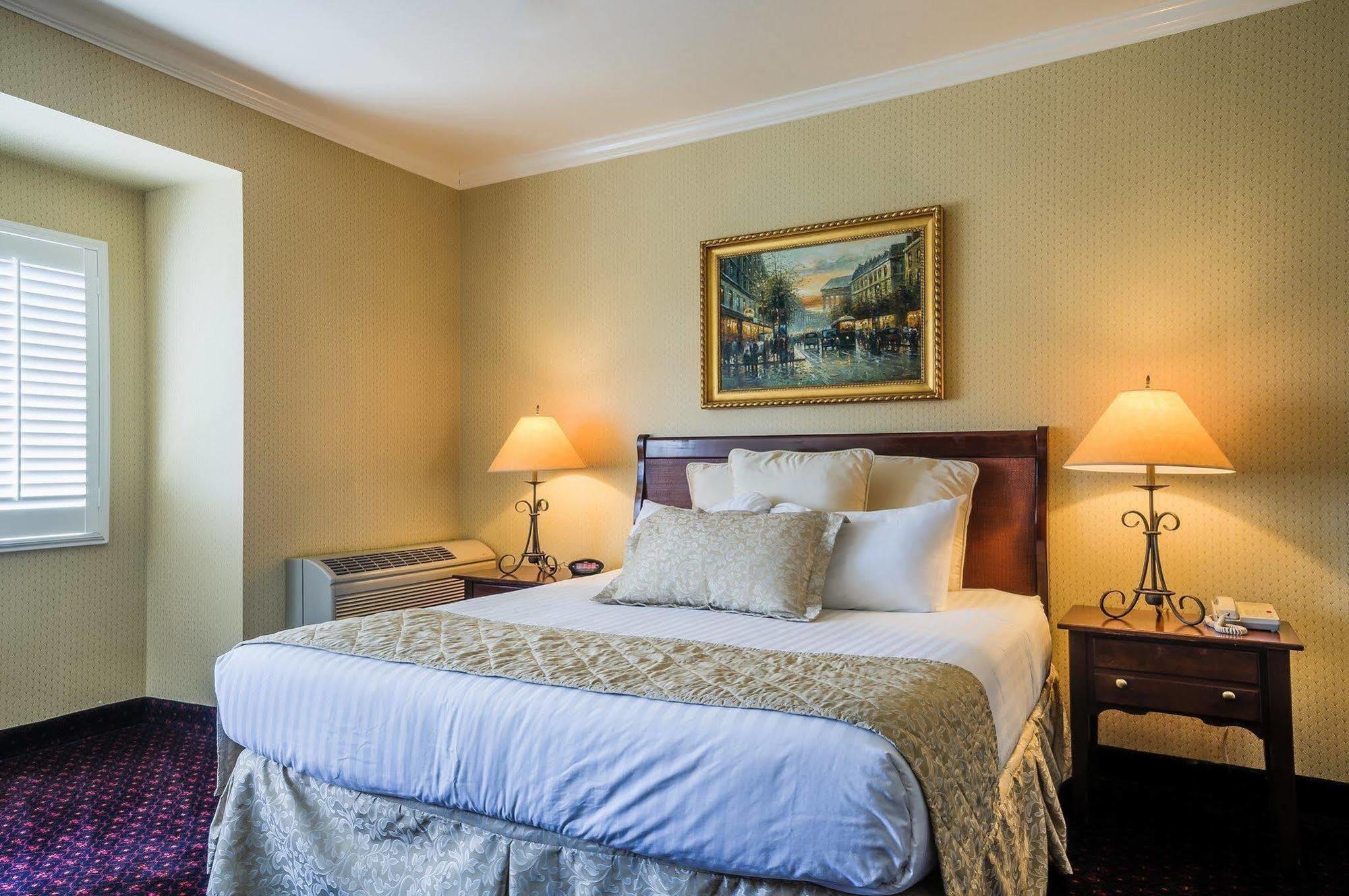 Grass Valley Courtyard Suites Екстер'єр фото